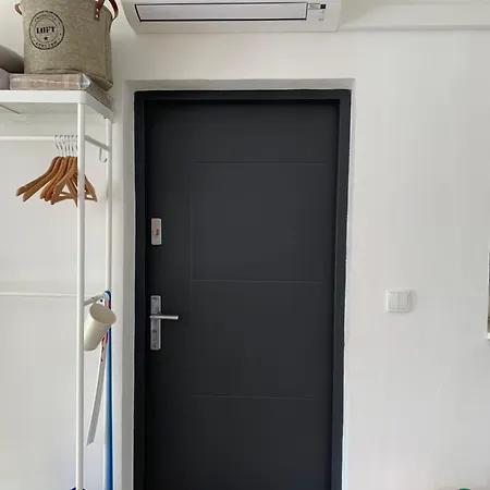 Studiovy V Zahrade Police nad Metuji