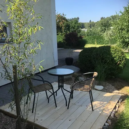 Apartment Studiovy V Zahrade Police nad Metuji